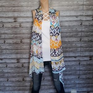Abstract lightweight vest